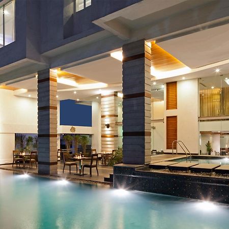 Melange Astris Aparthotel Бангалор Екстериор снимка